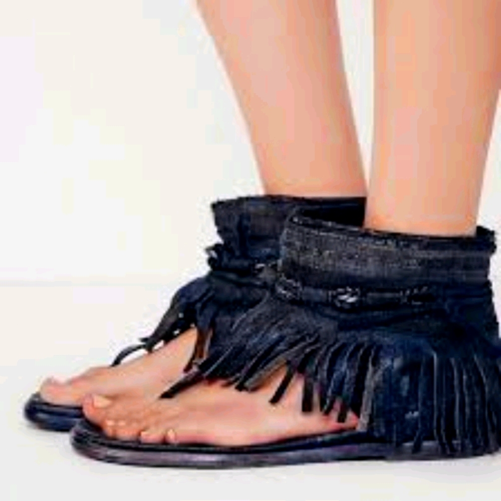 NEW Free People Wonderland Fringe Sandal Black 38
